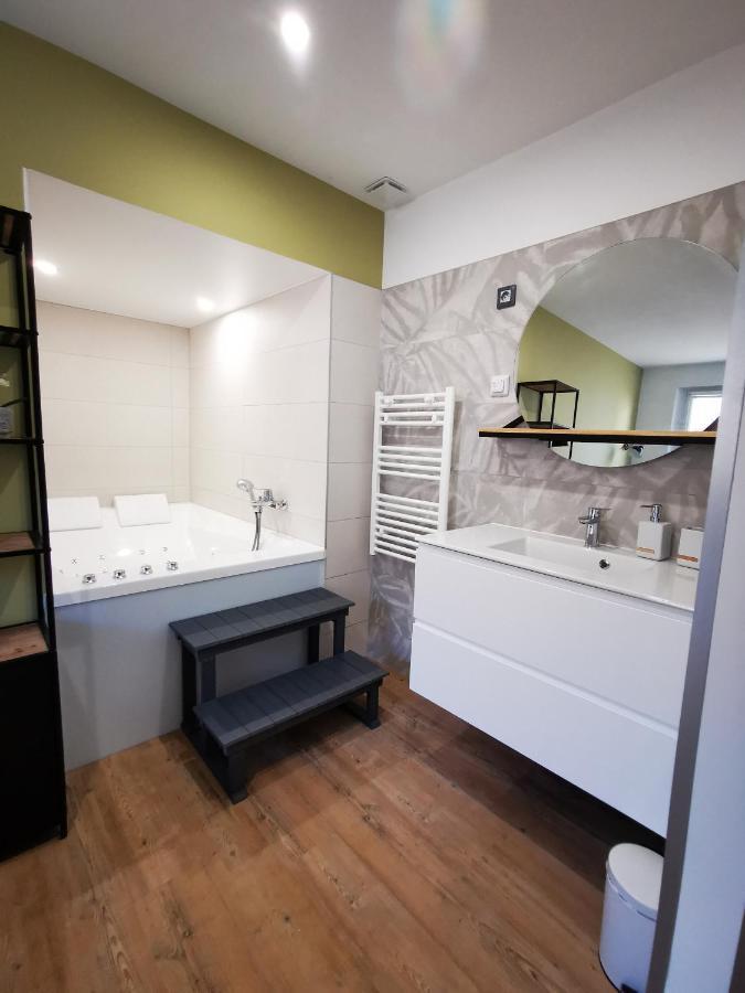 Jacuzzi Terrasse 86 - Terrasse & Climatisation - 4 Personnes - Bnb エペルネー エクステリア 写真
